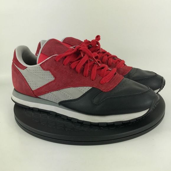 Reebok Classic Leather R12 'Stash' Black/Red Suede Shoes V54169 Men's Size 10 - Picture 3 of 12